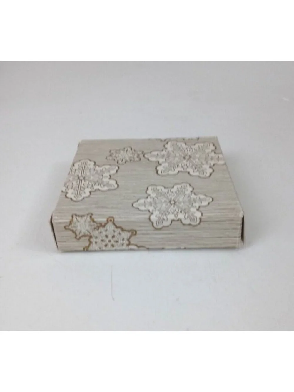 Vintage Avon 1983 Christmas Remembrance Ceramic Snowflake 14K Gold Made In Japan
